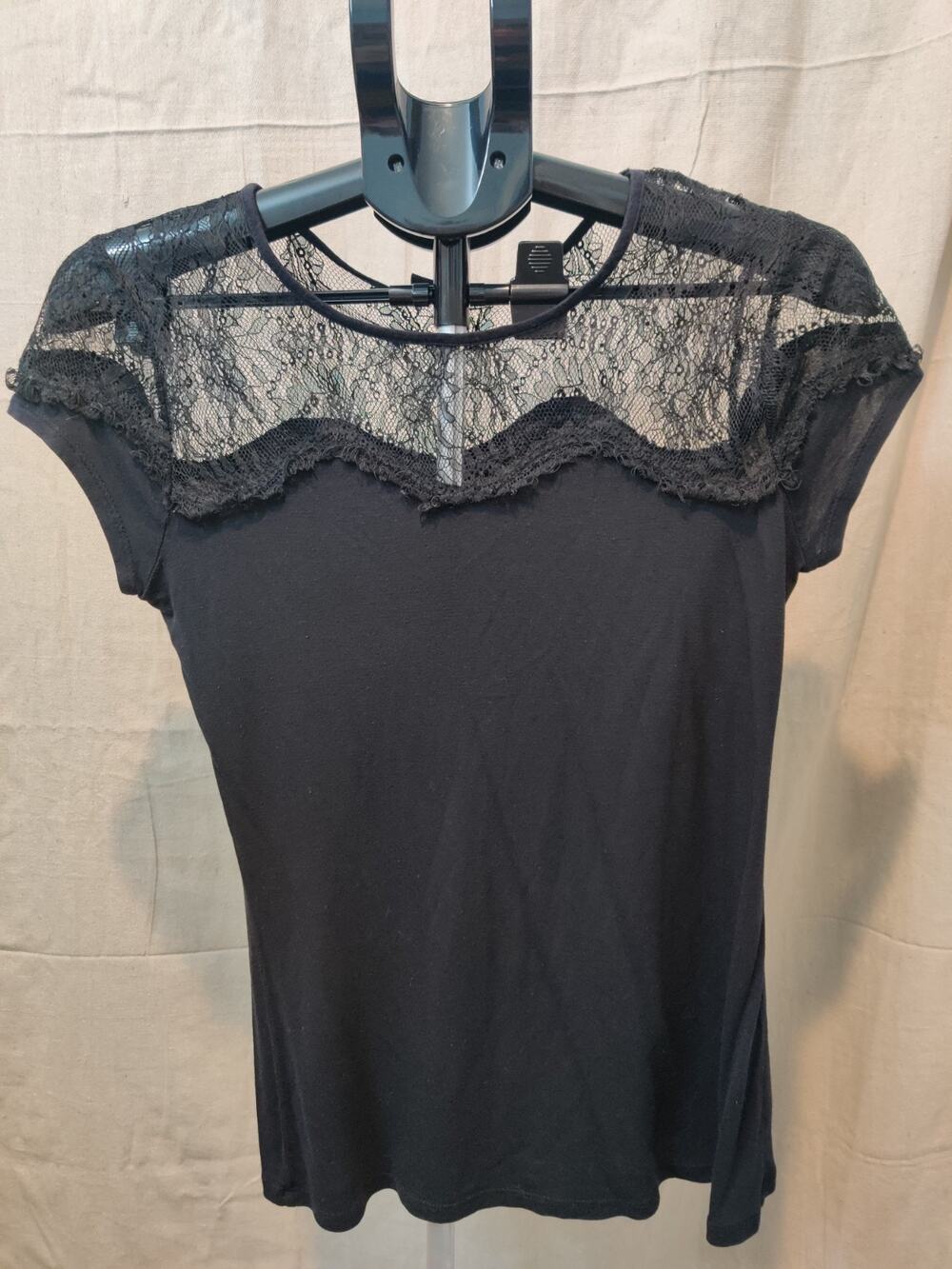 a.n.a Blouse Women's Size Medium Black Lace Gothic Whimsigoth 100% Rayon